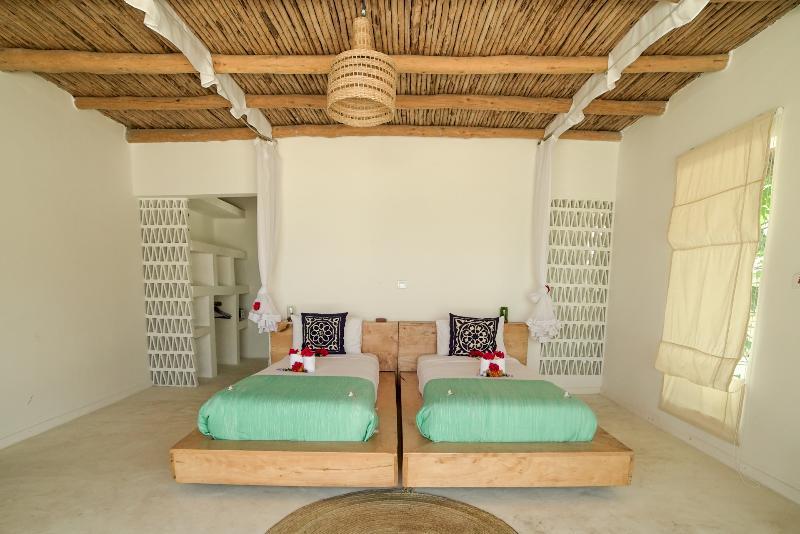 Zanbluu Beach Hotel Kiwengwa  Exterior foto